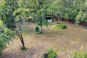 5325 Trentman St, Fort Worth, TX 76119 - Photo 27