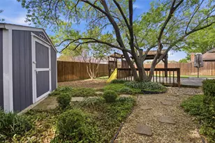 7504 Teakwood Ct, North Richland Hills, TX 76182 - Photo 27