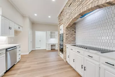 811 Cobblestone Court, Cedar Hill, TX 75104 - Photo 15