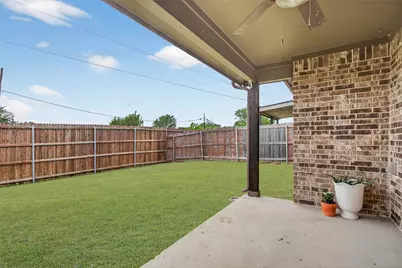 102 S Meadow Drive, Ferris, TX 75125 - Photo 23