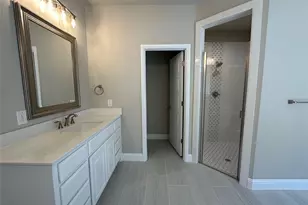 2009 Belle Lagos Ln, Cleburne, TX 76033 - Photo 11