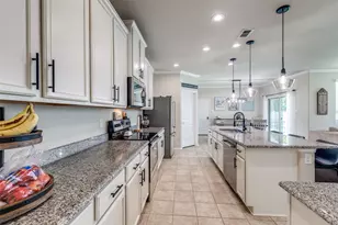 1000 Marietta Ln, Aubrey, TX 76227 - Photo 13