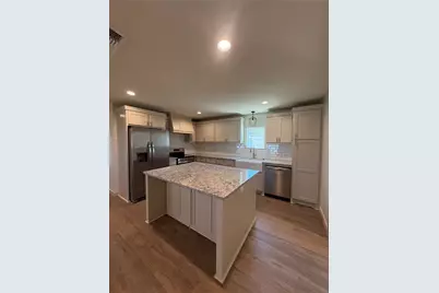 1047 Davis Street N, Sulphur Springs, TX 75482 - Photo 7