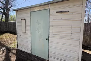 1047 Davis Street N, Sulphur Springs, TX 75482 - Photo 27