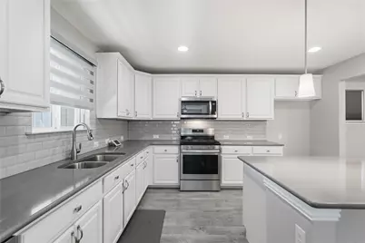 804 Freedom Lane, Little Elm, TX 76227 - Photo 13