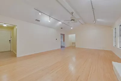 2805 Oak Valley Drive, Arlington, TX 76016 - Photo 5