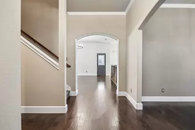 300 Madison Street, Burleson, TX 76028 - Photo 3