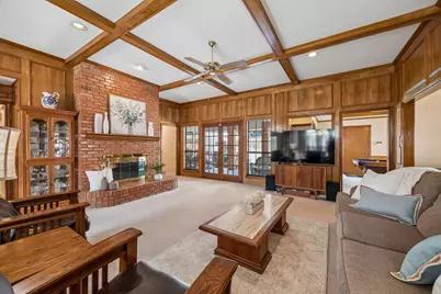 3207 Spring Lake Drive, Richardson, TX 75082 - Photo 9