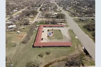 904 W California Street, Seymour, TX 76380 - Photo 15