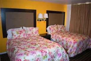 904 W California St, Seymour, TX 76380 - Photo 7