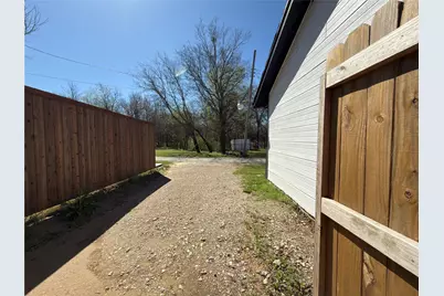 3318 Spencer Street, Greenville, TX 75401 - Photo 27