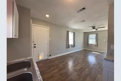 3318 Spencer Street, Greenville, TX 75401 - Photo 9