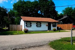 3318 Spencer St, Greenville, TX 75401 - Photo 3