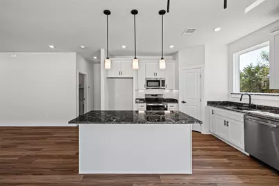 1529 Corona Drive, Granbury, TX 76048 - Photo 9