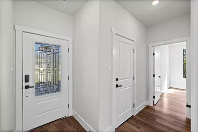 1529 Corona Drive, Granbury, TX 76048 - Photo 5