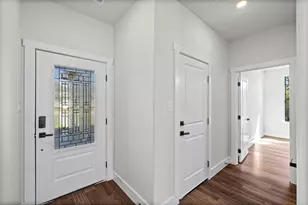 1529 Corona Dr, Granbury, TX 76048 - Photo 5