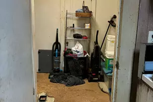 412 W Willingham St, Cleburne, TX 76033 - Photo 13