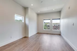 1322 Lipscomb St, Fort Worth, TX 76104 - Photo 11