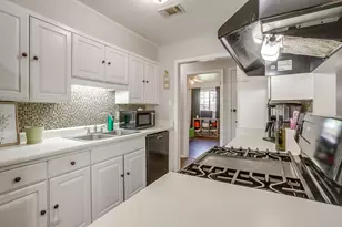 540 Mound St, Burleson, TX 76028 - Photo 19