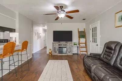 540 Mound Street, Burleson, TX 76028 - Photo 15