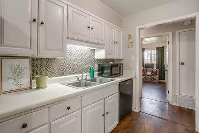 540 Mound Street, Burleson, TX 76028 - Photo 21