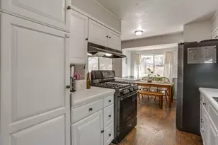 540 Mound St, Burleson, TX 76028 - Photo 23