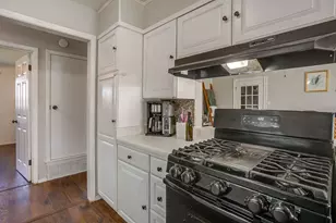 540 Mound St, Burleson, TX 76028 - Photo 21