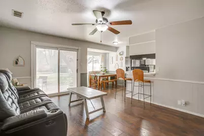 540 Mound Street, Burleson, TX 76028 - Photo 9