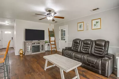 540 Mound Street, Burleson, TX 76028 - Photo 13