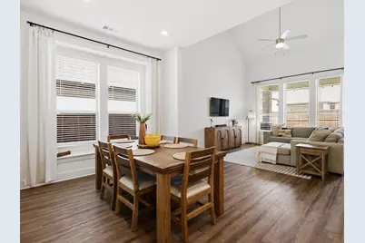 4704 Aubrey Parkway, Aubrey, TX 76227 - Photo 11