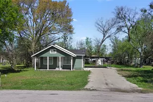 723 E Nowlin St, Mexia, TX 76667 - Photo 3