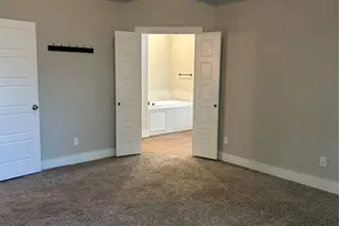 2420 Creek Dr, Granbury, TX 76048 - Photo 15