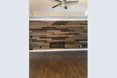 2420 Creek Drive, Granbury, TX 76048 - Photo 5