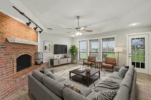 10101 Round Hill Rd, Fort Worth, TX 76131 - Photo 3