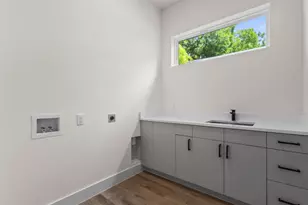 607 Grandview Ave, Dallas, TX 75223 - Photo 31