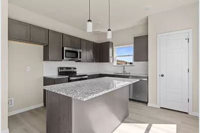 221 Marble Creek Drive, Fort Worth, TX 76131 - Photo 9