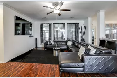 706 Gentry Drive, Arlington, TX 76018 - Photo 11