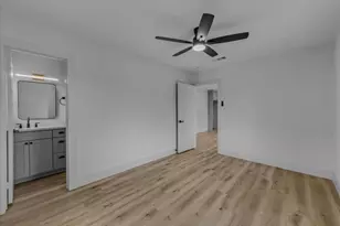 802 N L Robinson Dr, Arlington, TX 76011 - Photo 15