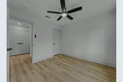 802 Nl Robinson Drive, Arlington, TX 76011 - Photo 23