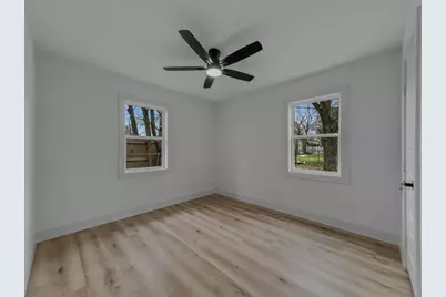 802 Nl Robinson Drive, Arlington, TX 76011 - Photo 19