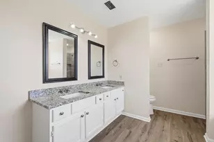 610 Squaw Creek Ct, Arlington, TX 76018 - Photo 23