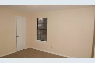 610 Squaw Creek Court, Arlington, TX 76018 - Photo 21