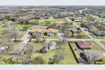 207 N Eubank Street #LOT 13, Tom Bean, TX 75489 - Photo 5