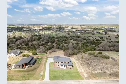 2104 Eagles Ridge Drive, Weatherford, TX 76087 - Photo 3
