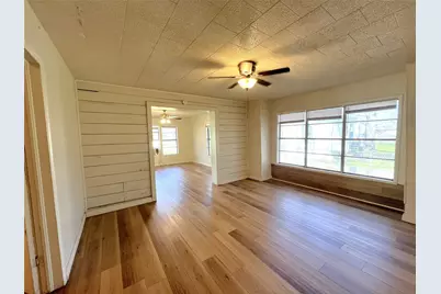 122 Robertson Street, Sulphur Springs, TX 75482 - Photo 11