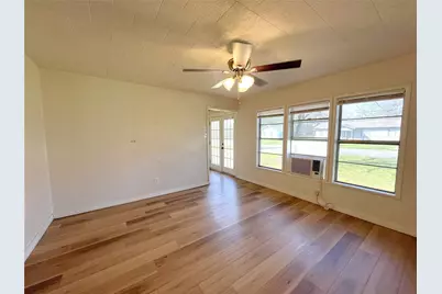 122 Robertson Street, Sulphur Springs, TX 75482 - Photo 3