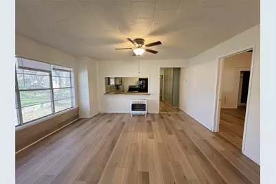 122 Robertson Street, Sulphur Springs, TX 75482 - Photo 5