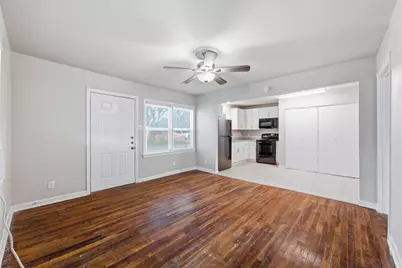 108 Poplar Street, Waxahachie, TX 75165 - Photo 5