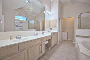 7504 Saddleridge Dr, Dallas, TX 75249 - Photo 13