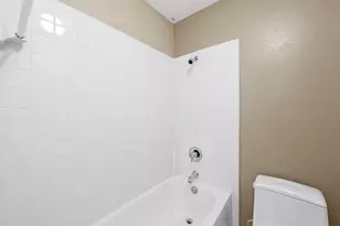 14800 Enterprise Dr, Farmers Branch, TX 75234 - Photo 13